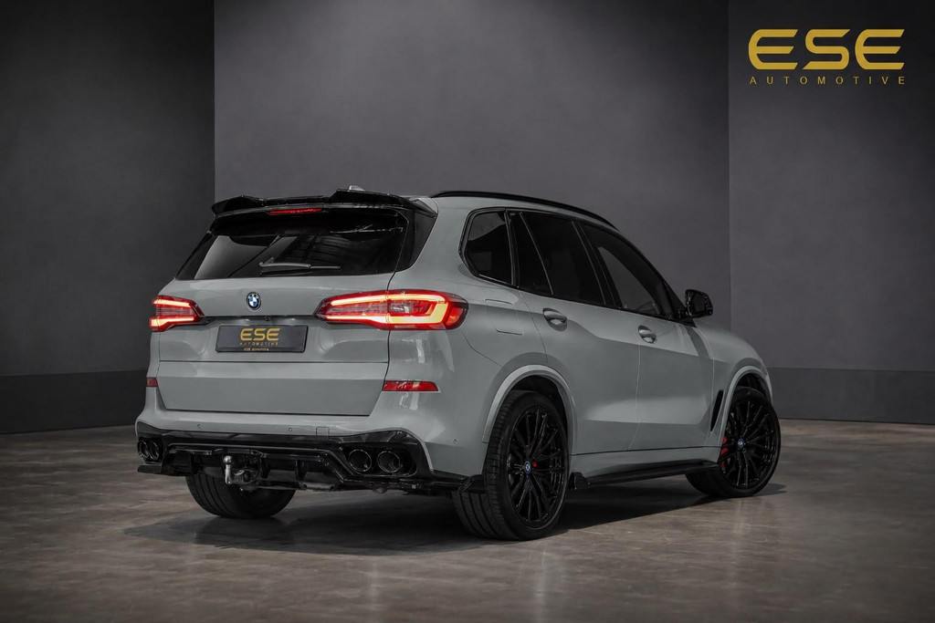 55025612-2.jpg